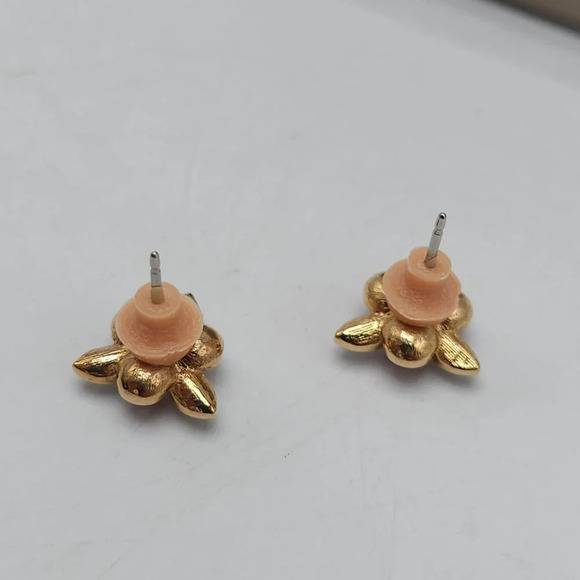 Avon 1985 Pink Sparkle Earrings Rhinestone Stud Earrings Gold Tone - Picture 3 of 4